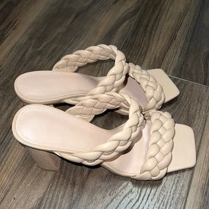 Braided heels - Brand New